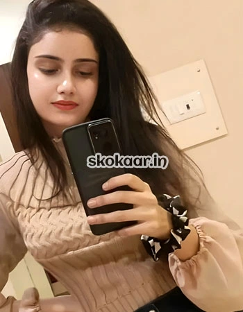 Ishita - Call Girl in Gadarpur